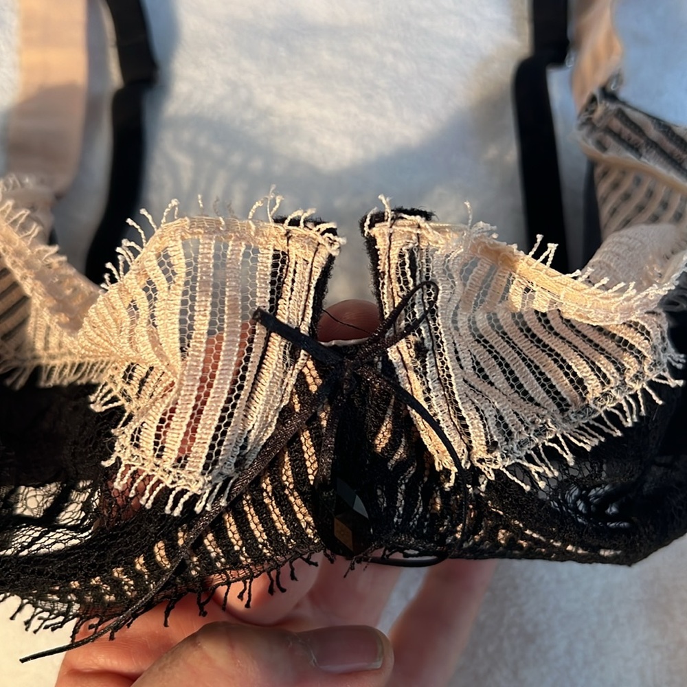 NWOT Valery luxury bra and panty set size small - Picture 3 of 7
